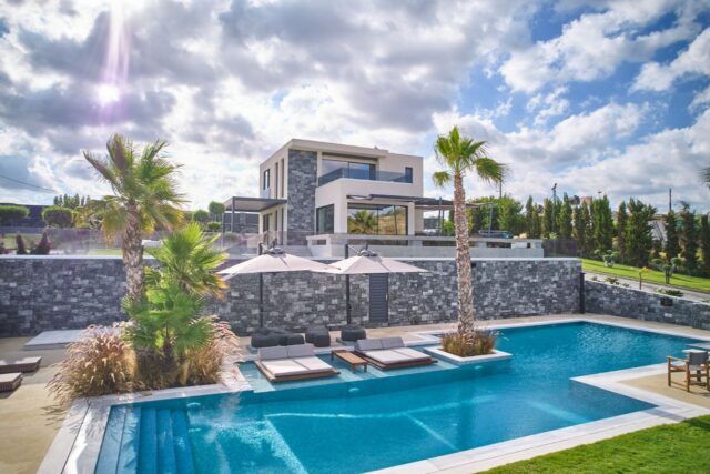 Geolivia Twin Luxurious Villas Rental Crete - Exterior - Pool Views